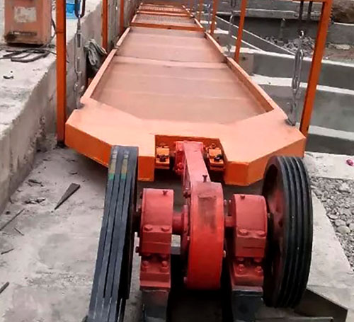 泓博緣生產(chǎn)的平面往復(fù)篩操作簡單，保養(yǎng)容易??！